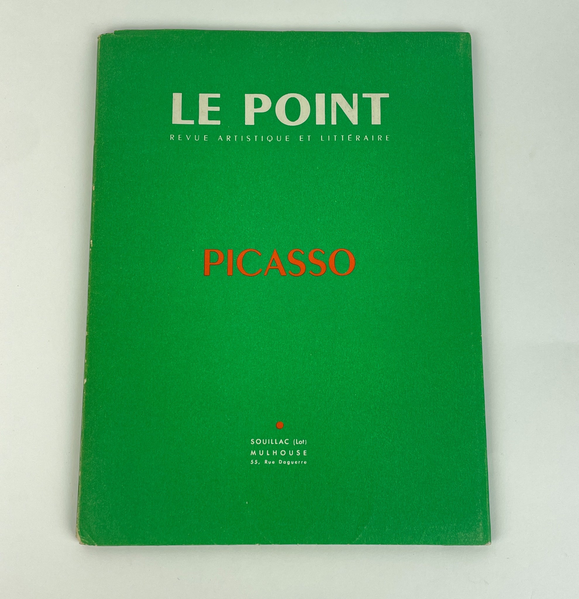 Picasso, Pablo. (1881–1973) [Doisneau, Robert. (1912–1994)] "Le Point - REVUE ARTISTIQUE ET LITTÉRAIRE. XLII. PICASSO" - SIGNED