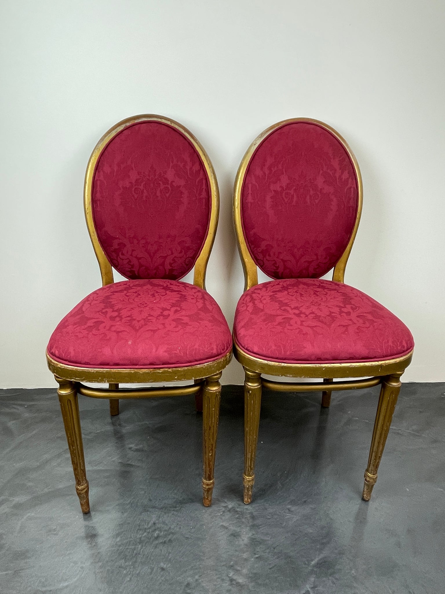 [Metropolitan Opera House] Two Box Chairs